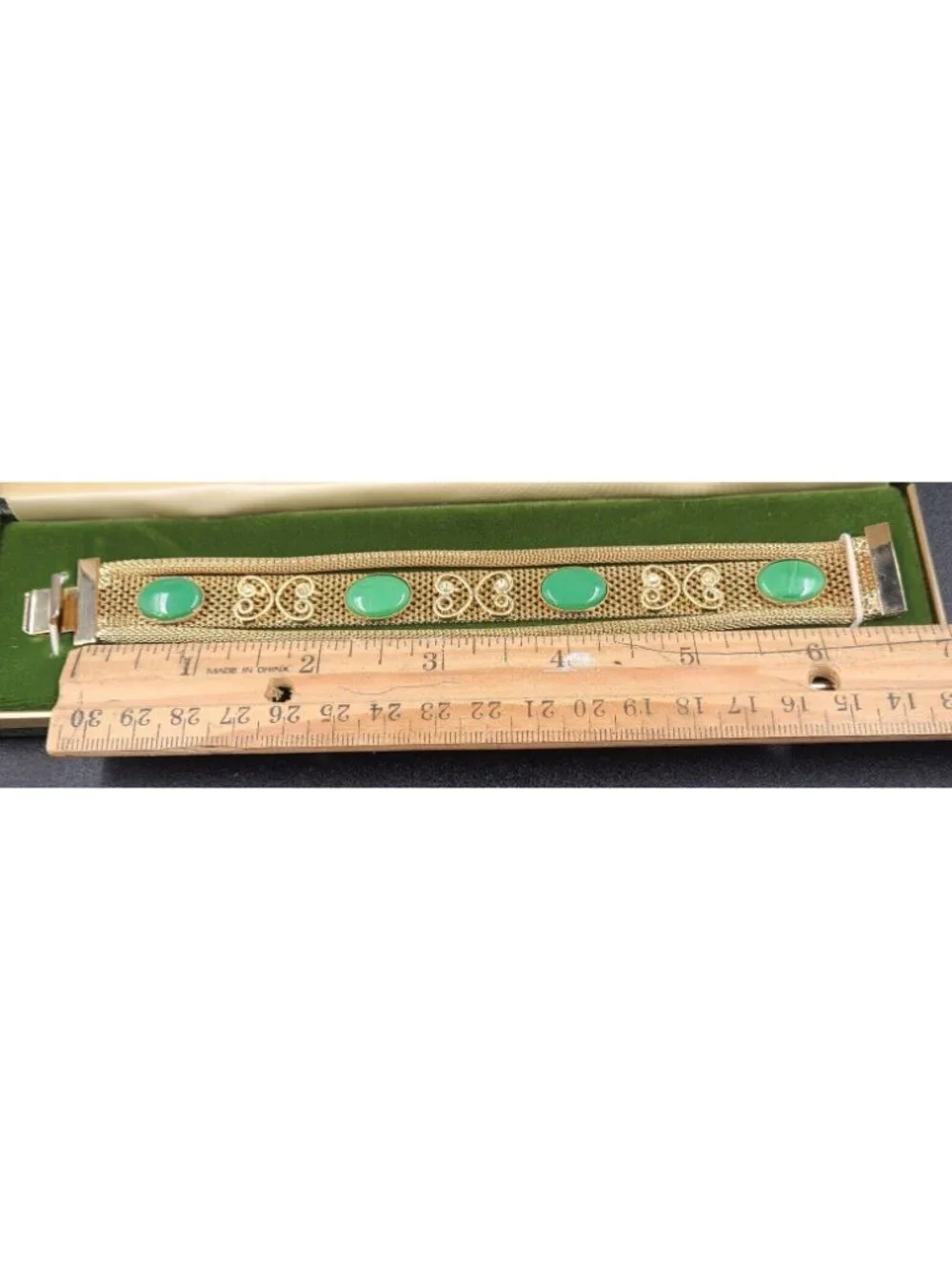 Jade Colored Stone 3 Strand Mesh Bracelet Gold Tone 6.5